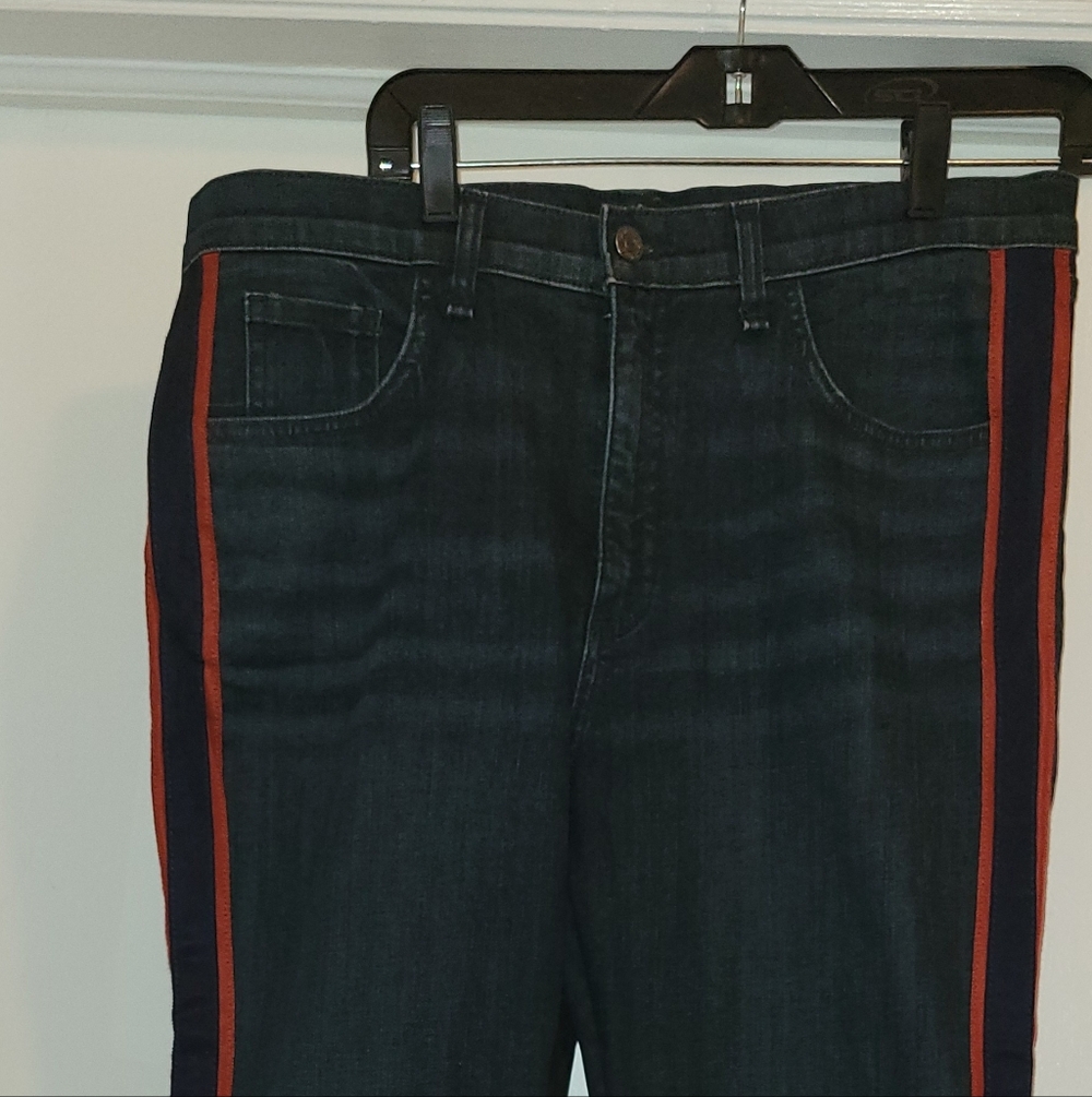 Veronica Beard Blue Jeans with Red Stripe SIZE 15 / 34 Waist NWT